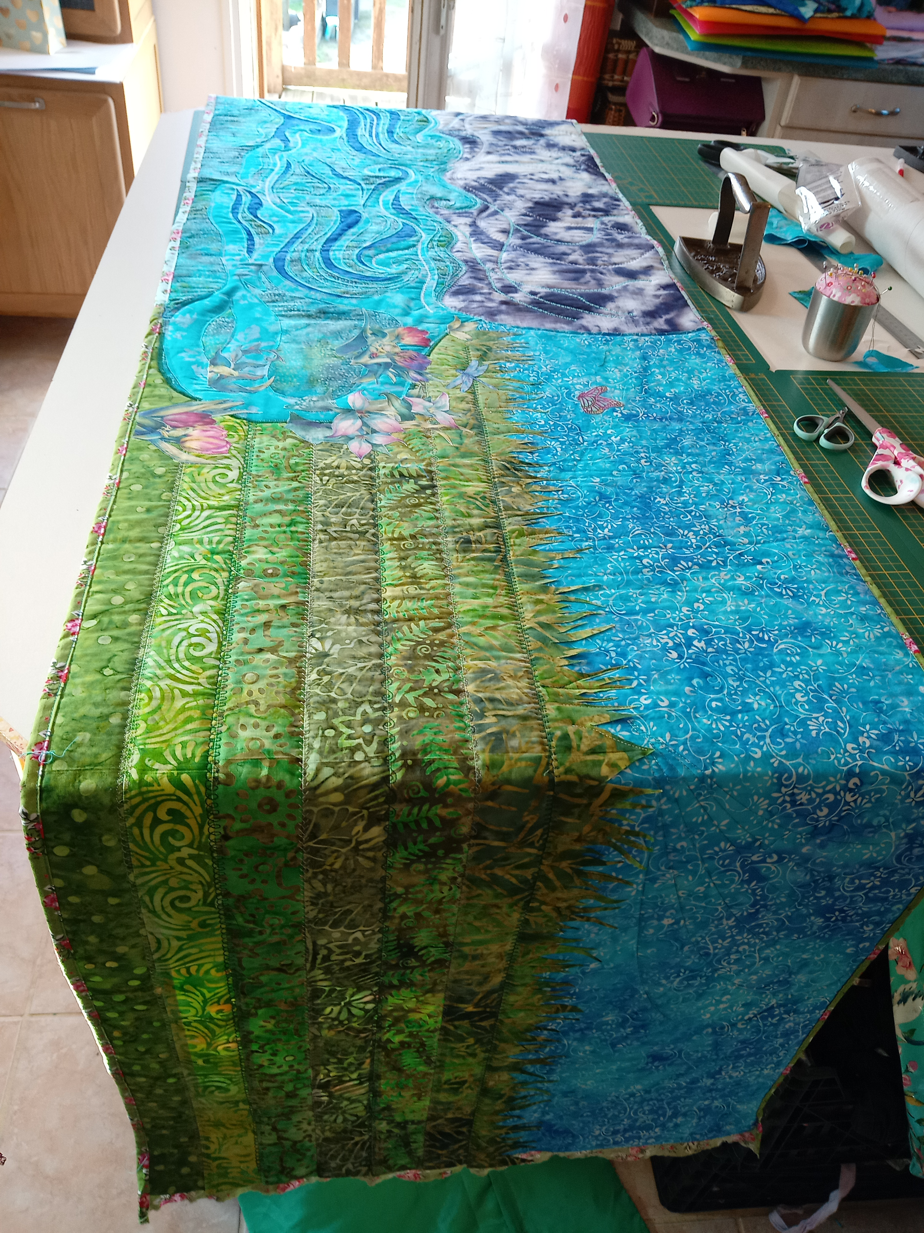 Création du décor en patchwork – Cie Bénoulka